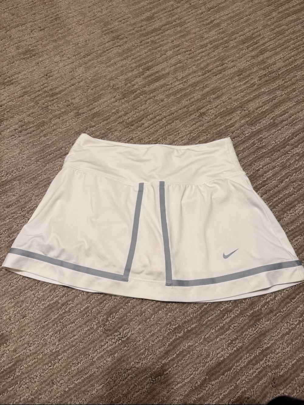 Nike White Tennis Skirt with Light Gray Piping